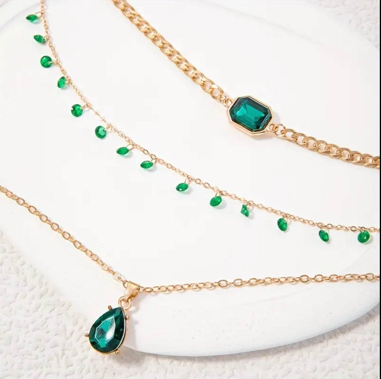 Emerald Choker Necklaces